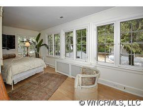 377 Vanderbilt - Photo 9