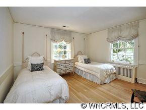 377 Vanderbilt - Photo 10