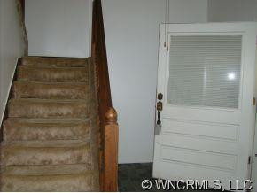 139 MONTFORD AVE - Photo 8