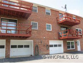 55 Brookside Drive Apt  31 - Photo 12