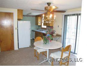 55 Brookside Drive Apt  31 - Photo 3