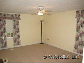 55 Brookside Drive Apt  31 - Photo 6