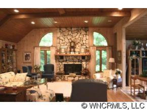 216 Hampton Gap - Photo 4