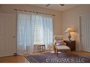  - Photo 11