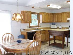 223 Hunters Ridge - Photo 2