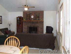 223 Hunters Ridge - Photo 4