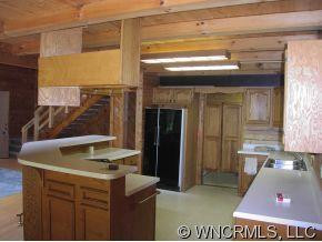 2406 Hemphill Road - Photo 5