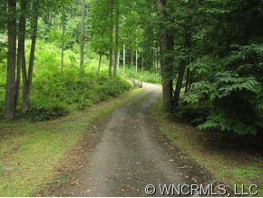 2406 Hemphill Road - Photo 7