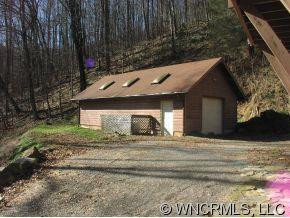 2406 Hemphill Road - Photo 8