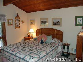 100 Echo Springs Point - Photo 11