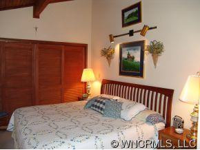 100 Echo Springs Point - Photo 9