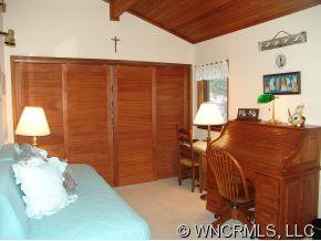 100 Echo Springs Point - Photo 10