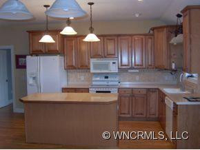 719 April Park - Photo 3