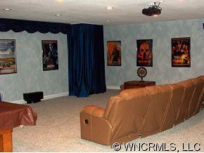 719 April Park - Photo 8