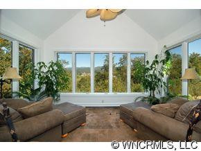 585 JACKSON ROAD - Photo 6