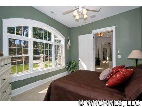 585 JACKSON ROAD - Photo 9