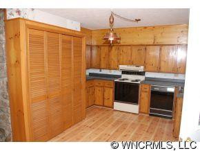370 Maple Leaf Lane - Photo 5