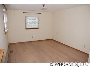 370 Maple Leaf Lane - Photo 7
