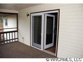 370 Maple Leaf Lane - Photo 9