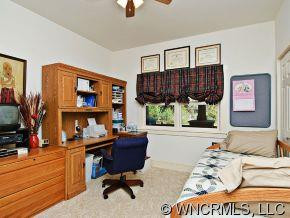 128 KANAWHA DR - Photo 11