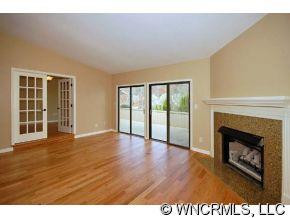 118 DEERLAKE DRIVE - Photo 5