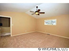 118 DEERLAKE DRIVE - Photo 7
