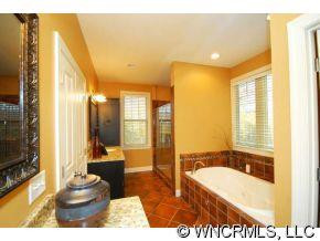 559 Lindsey Loop Road - Photo 10