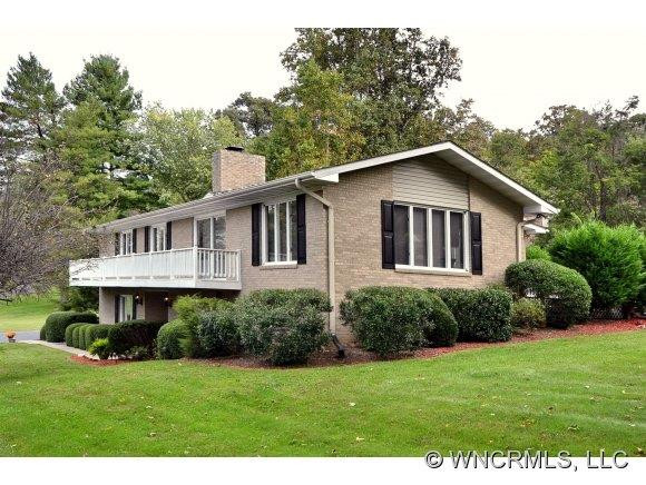 206 Hawthorn Drive