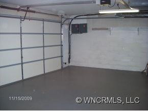 206 Hawthorn Drive - Photo 15