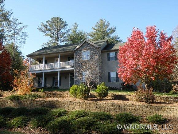9 Meadow Brook Drive
