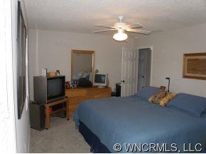9 Meadow Brook Drive - Photo 10