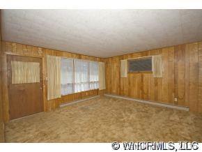 27 Maple Drive - Photo 4