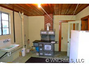 2868 Max Patch Road - Photo 17