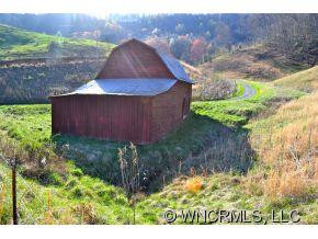 2868 Max Patch Road - Photo 18