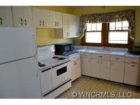 2868 Max Patch Road - Photo 7