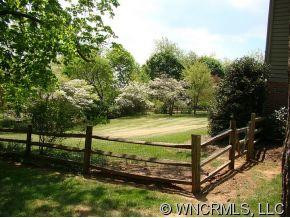 214 STRATFORD RD - Photo 11