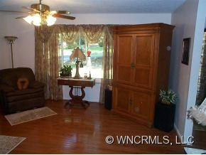 46 N. Westview Court - Photo 8