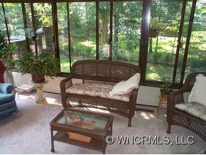 46 N. Westview Court - Photo 9