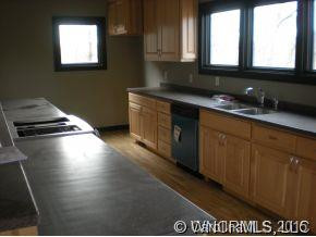 210 Westover Dr - Photo 3