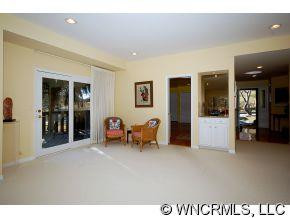 2 Governors Way - Photo 4