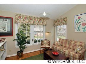 19 Windmeadow Dr - Photo 7