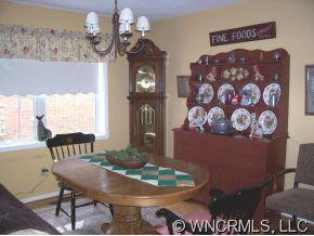 125 Exeter Court - Photo 4