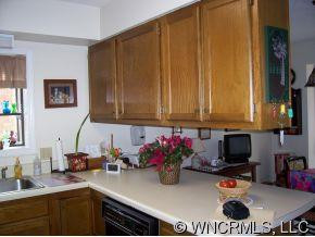 125 Exeter Court - Photo 6