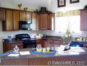 24 Creekside View Dr. (10-Bnglw) - Photo 6