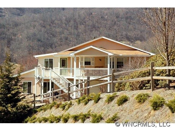 71 Sunshine Drive