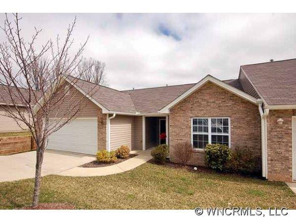 50 FARRINGTON CIRCLE