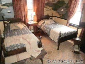  - Photo 9