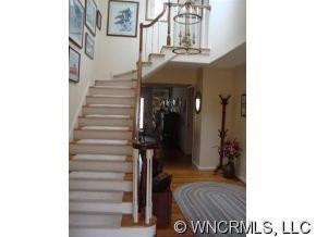 110 HOLLYRIDGE LN - Photo 3