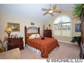 25 MOUNTAIN MEADOW CIRCLE - Photo 11