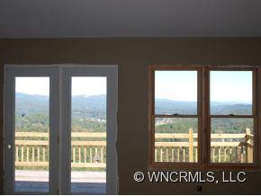 143 Heather Circle - Photo 7
